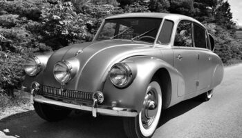Czech Nazi Killing Car – The Tatra 87 photo 0